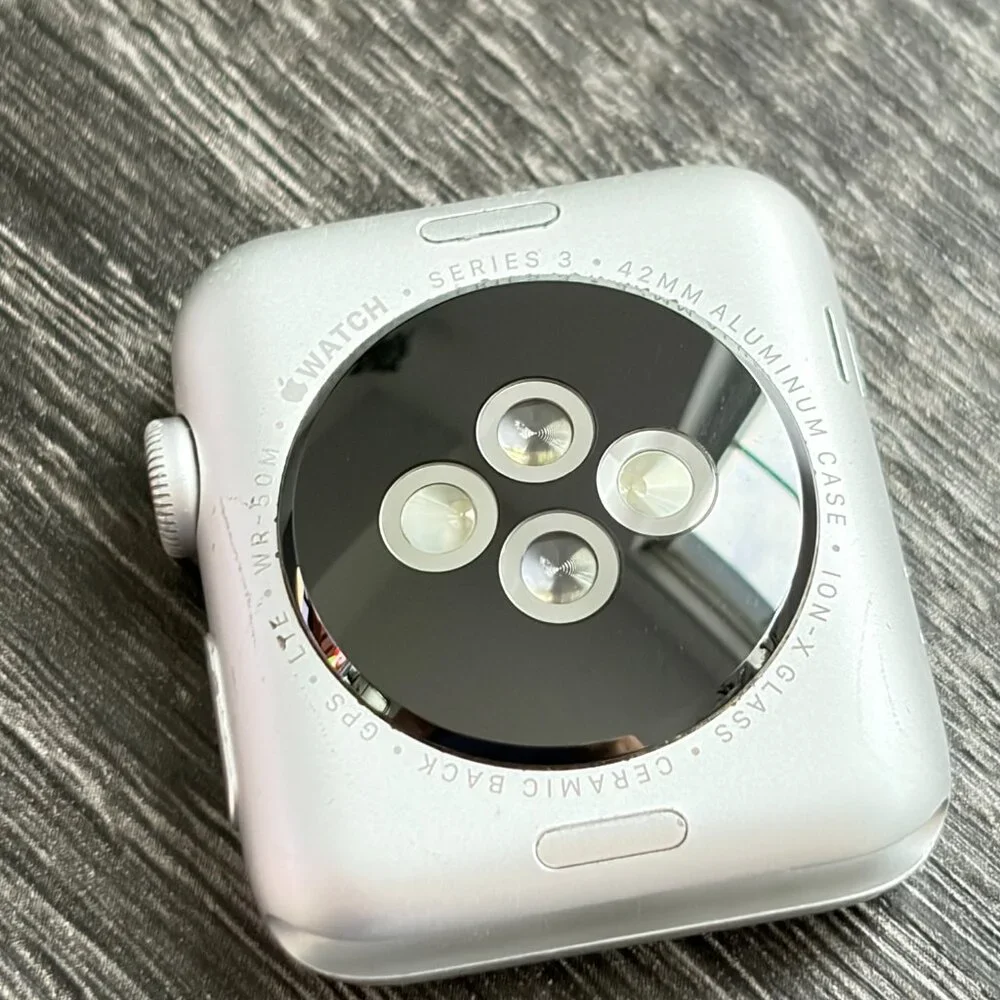Apple Watch Series 3 – 42mm – Aluminum – Cellular - Fair Condition